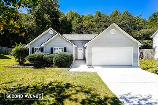 10784 Knotty Pine Pl in Hampton, GA - Building Photo