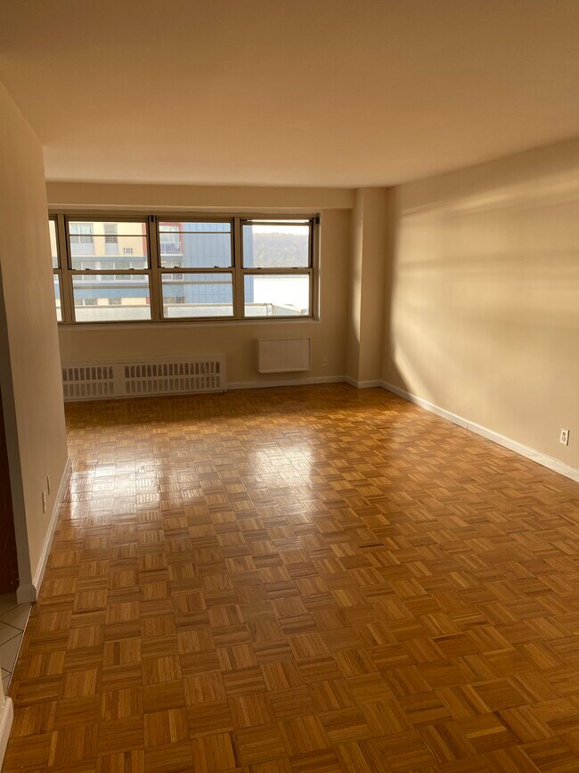 80 Riverdale Ave Apartments and Nearby Yonkers Apartments For Rent