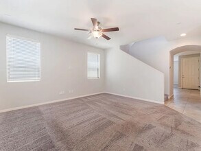 5904 Galway Bay St in North Las Vegas, NV - Foto de edificio - Building Photo