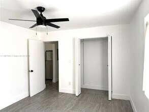1184 NE 112th St, Unit North in Miami, FL - Building Photo - Building Photo