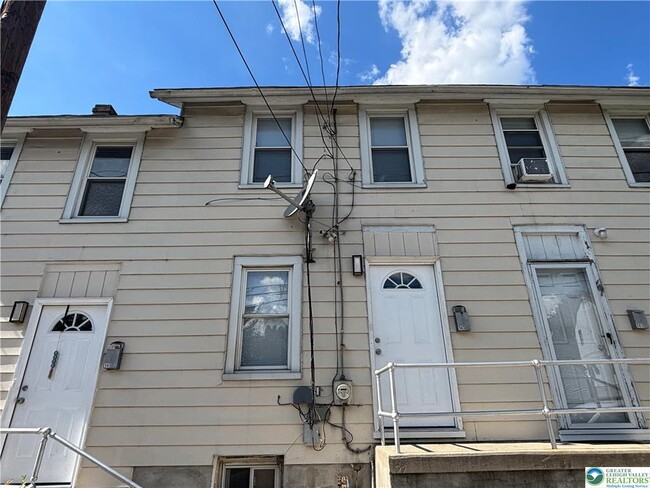 property at 143 W 17th St