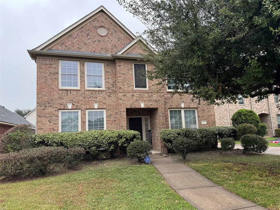 12622 Riverhill Ct in Houston, TX - Building Photo