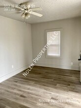 312 W Monroe St in Crescent, OK - Building Photo - Building Photo