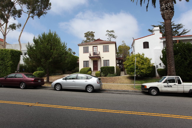 947 17th St in Santa Monica, CA - Foto de edificio - Building Photo