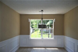 1435 Stephens Pond View in Loganville, GA - Building Photo - Building Photo