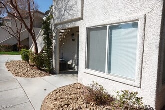 3131 Key Largo Dr in Las Vegas, NV - Building Photo - Building Photo
