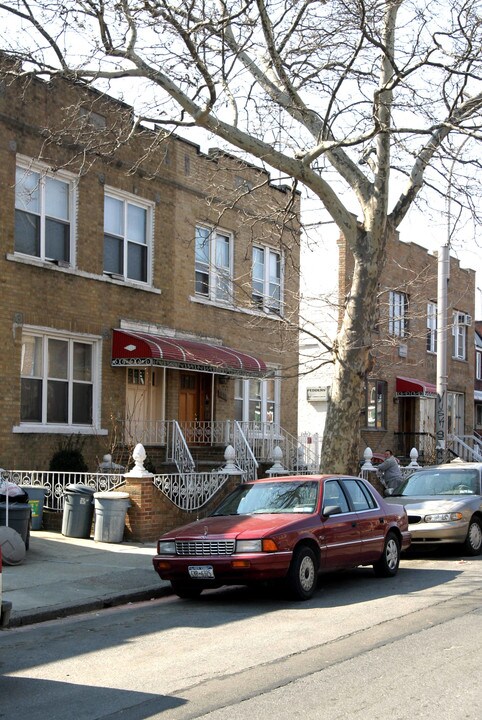 Madison Estates in Brooklyn, NY - Building Photo