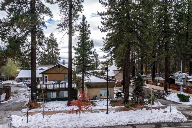 Ta-Tel Lodge in Kings Beach, CA - Building Photo - Building Photo