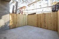 2535 N Gratz St photo'