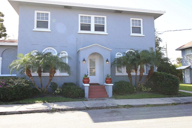 property at 301 S Palmway
