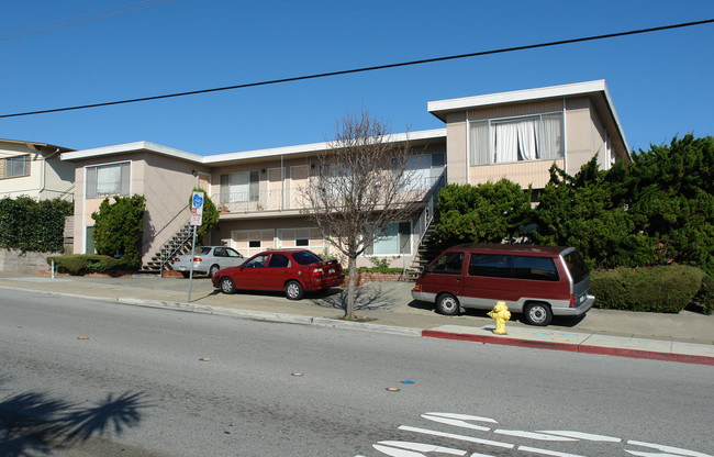 600 Commercial Ave in South San Francisco, CA - Building Photo - Building Photo