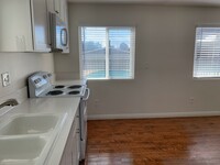 2300 Delaware St, Unit 3 photo'