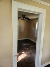 1331 South Weeks Street in New Iberia, LA - Foto de edificio - Building Photo