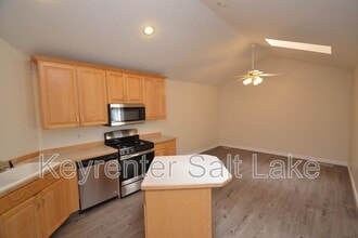 584 W 760 N in Orem, UT - Building Photo - Building Photo