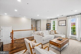 1607 Potomac Greens Dr in Alexandria, VA - Building Photo - Building Photo