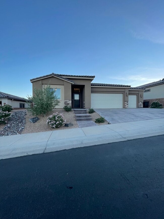 650 Dogwood Ln in Mesquite, NV - Building Photo - Building Photo