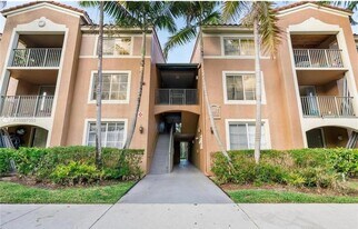 4852 N State Rd 7, Unit 3304 in Coconut Creek, FL - Building Photo
