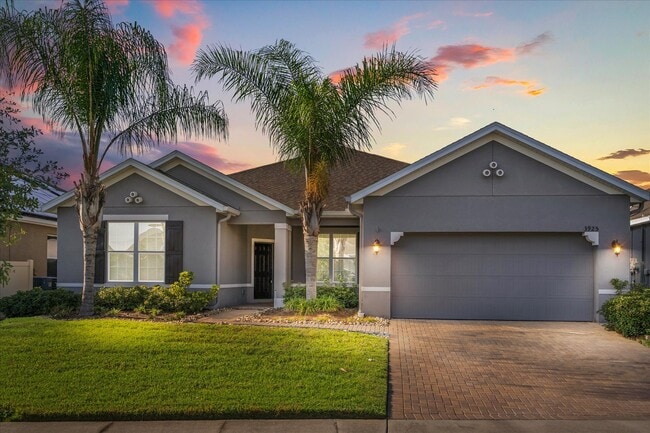 property at 3925 Green Sabal Dr