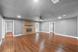 106 Willowcrest St in Mexia, TX - Building Photo - Building Photo