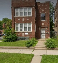 8258 S Langley Ave in Chicago, IL - Building Photo - Building Photo