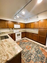 1033 Wilton Royal Dr in St. Louis, MO - Building Photo - Building Photo