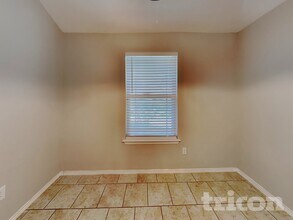 6411 Candleoak Circle San Antonio TX in San Antonio, TX - Building Photo - Building Photo