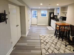5878 Blaine Dr in Alexandria, VA - Building Photo - Building Photo
