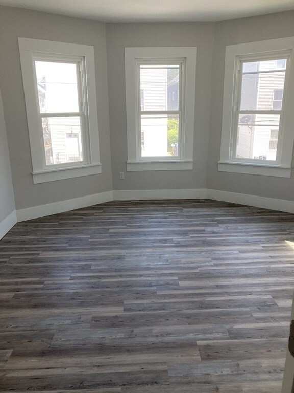 86 Beetle St in New Bedford, MA - Building Photo - Building Photo