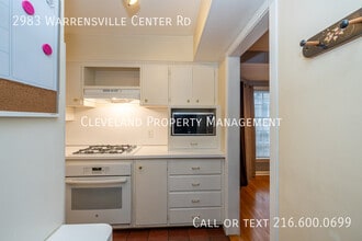 2983 Warrensville Center Rd in Shaker Heights, OH - Building Photo - Building Photo