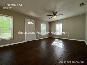 3020 Mims St in Fort Worth, TX - Building Photo - Building Photo