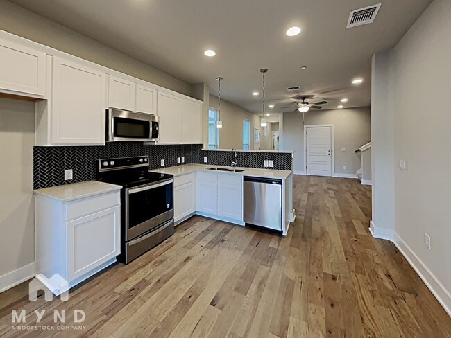 1606 Roseburg Dr