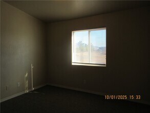 3156 Gordon Dr in Kingman, AZ - Building Photo - Building Photo