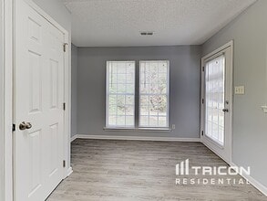 8004 Seattle Slew Ct in Charlotte, NC - Building Photo - Building Photo