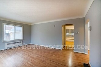 915 Independence Rd in Toledo, OH - Building Photo - Building Photo