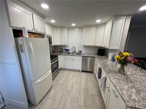 737 Sunnybrook Dr in Decatur, GA - Building Photo - Building Photo