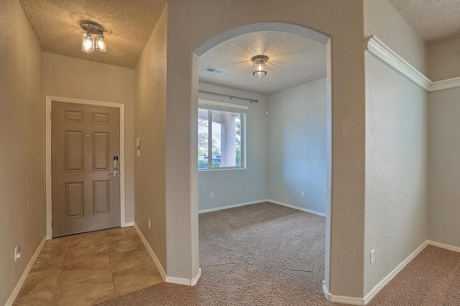 6909 Mete Sol Dr NW in Albuquerque, NM - Building Photo - Building Photo