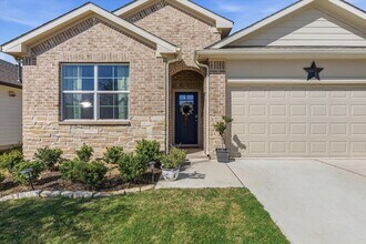 112 Rainmaker Cv in Bastrop, TX - Building Photo - Building Photo