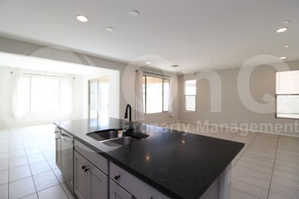 8939 W Missouri Ave in Glendale, AZ - Building Photo - Building Photo