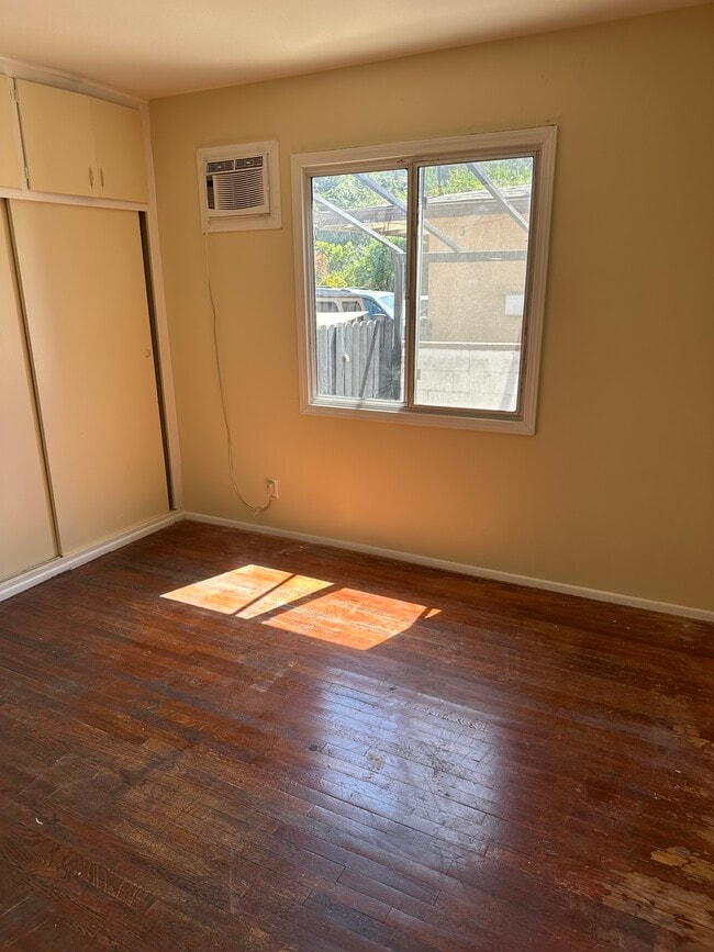 386 Leslie Way, Unit 386 in Los Angeles, CA - Building Photo - Building Photo