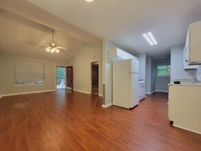 116 Hale Haven Dr in Douglasville, GA - Building Photo - Building Photo