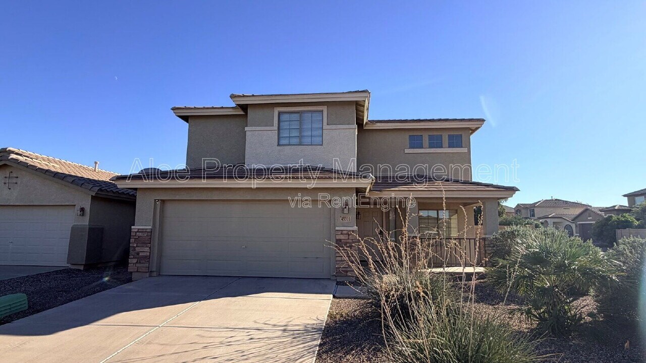 45311 W Woody Rd in Maricopa, AZ - Building Photo