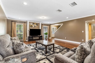 6010 Soaring Ave in Tampa, FL - Building Photo