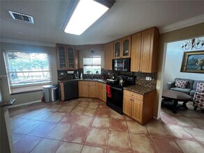 2649 Nassau Ln in Fort Lauderdale, FL - Building Photo - Building Photo