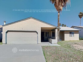 10322 W Calle Del Oro in Phoenix, AZ - Building Photo