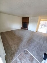 3939 Iberis St NE in Salem, OR - Building Photo - Building Photo