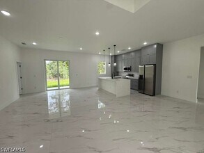 723 Epps Brown St E in Lehigh Acres, FL - Building Photo - Building Photo