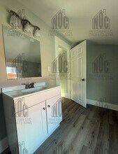 1236 1/2-1236 1/2 E Locust St in Lancaster, OH - Foto de edificio - Building Photo