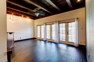 1111 W 46th St in Kansas City, MO - Building Photo - Building Photo