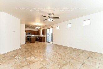 1427 S Moccasin Trail in Gilbert, AZ - Building Photo - Building Photo