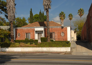 827-835 E Washington Blvd in Pasadena, CA - Building Photo - Building Photo